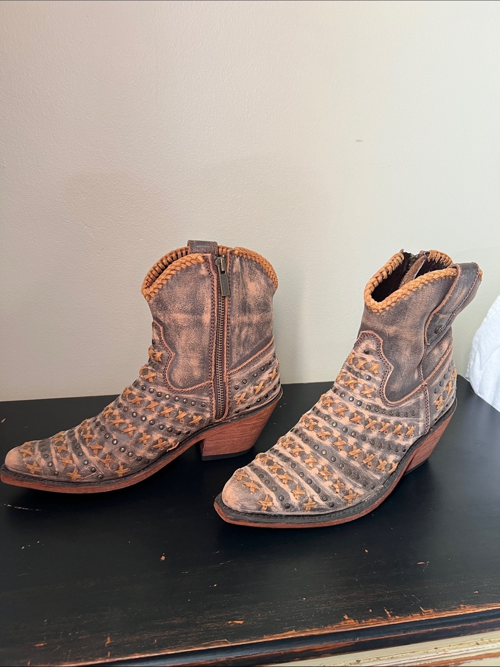 Women's Distressed Brown Studded Western Ankle Boots Liberty Black size 7 1/2